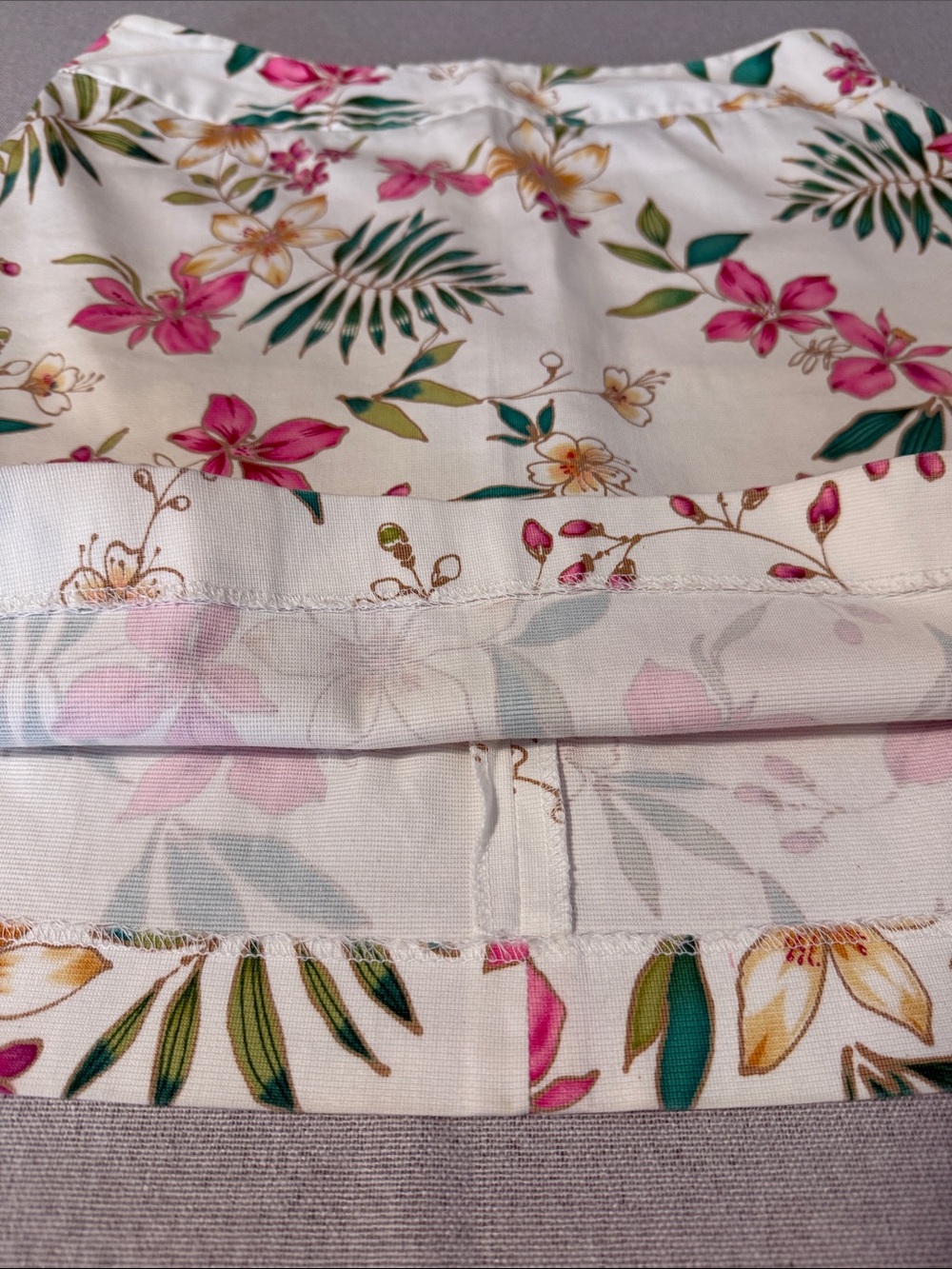 Rafaella White A-Line Skirt with Pink Floral & Green Leaf Print SZ6 - Picture 8 of 12
